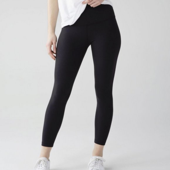 Lululemon Align II Tight Leggings 25” 7/8 length - Black - Sizes 2 &4 - Picture 3 of 13